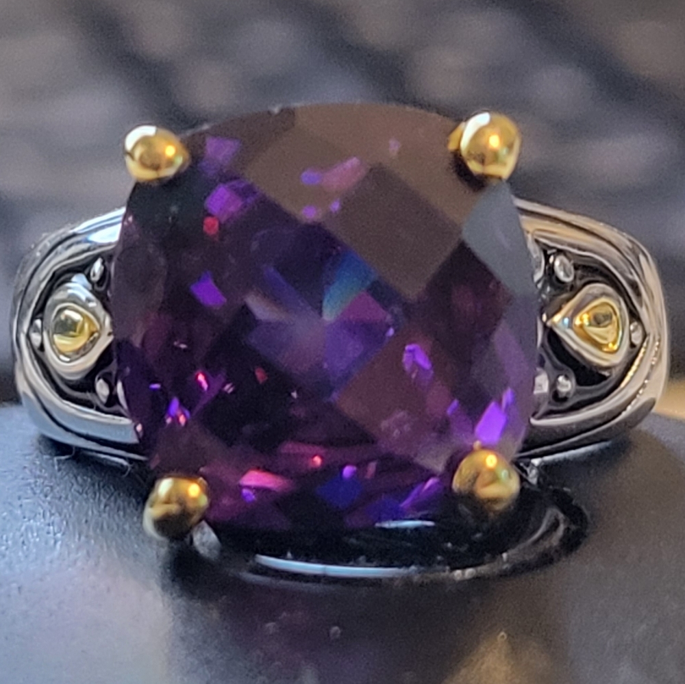 GUC Beautiful Purple 🟪 Stone Ring